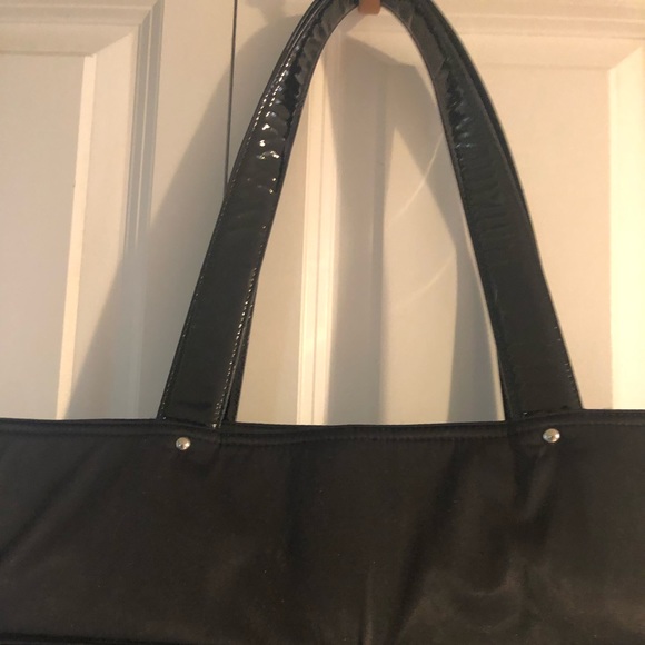 FURLA black shoulder bag with 4 front zipper pockets and side pockets . - Picture 3 of 3